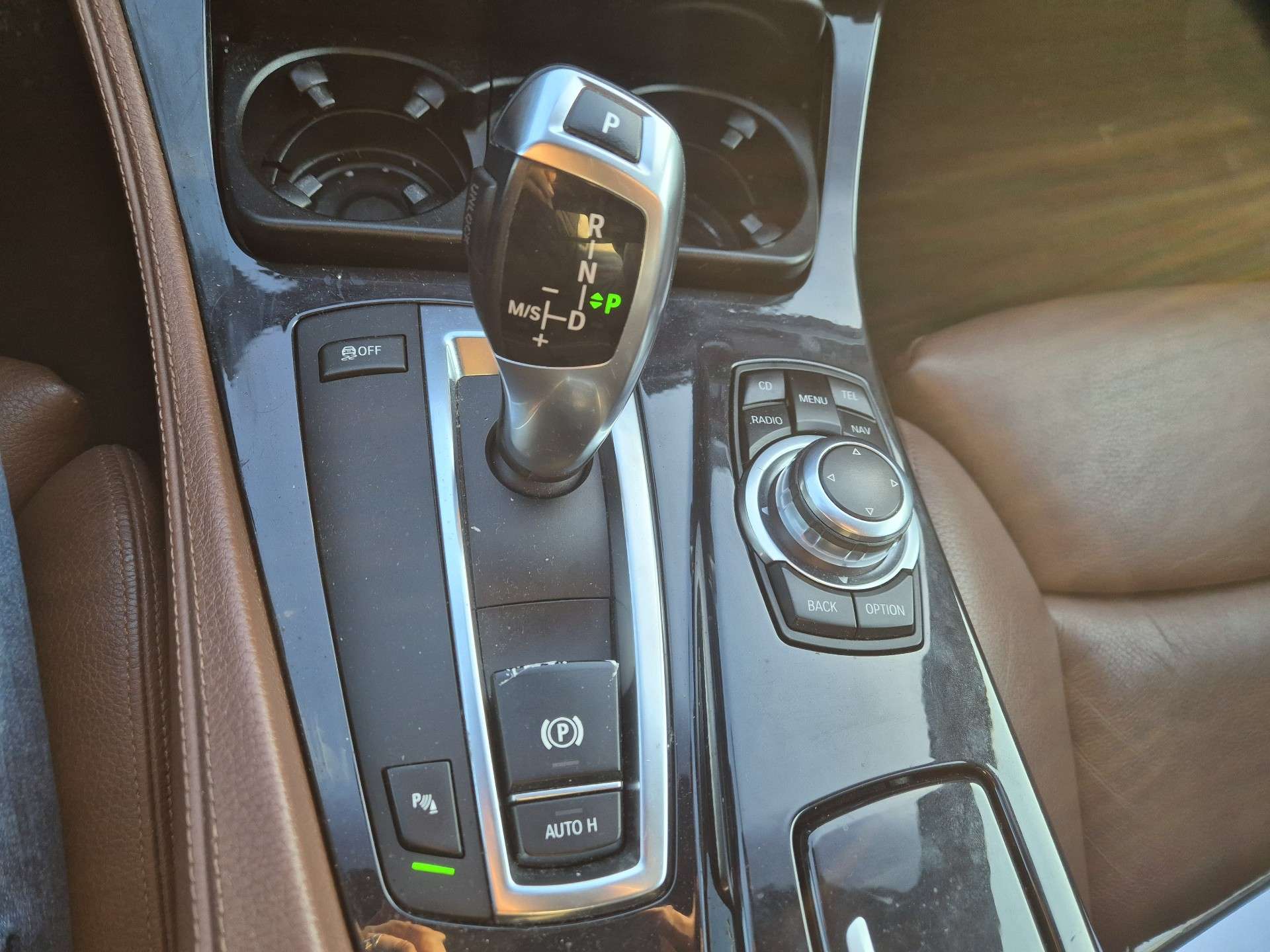 BMW 520 dA//CUIR/XENON/USB///MARCHAND OU EXPORT