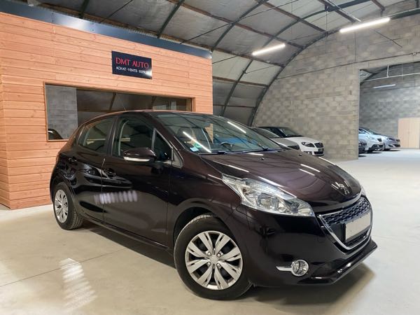 Peugeot 208 (2) 1.2 PURETECH 82 STYLE 5P