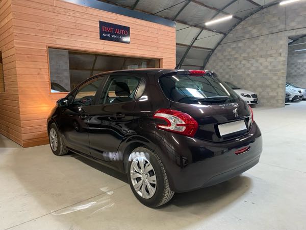 Peugeot 208 (2) 1.2 PURETECH 82 STYLE 5P