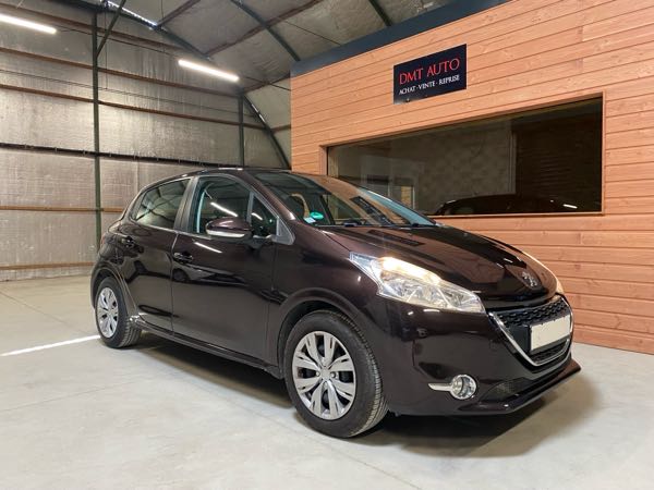 Peugeot 208 (2) 1.2 PURETECH 82 STYLE 5P