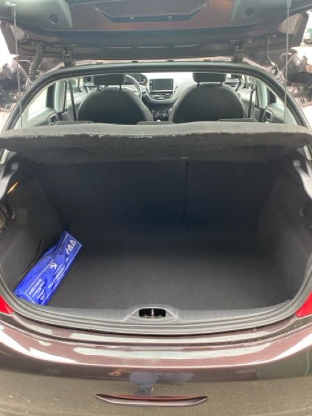 Peugeot 208 (2) 1.2 PURETECH 82 STYLE 5P