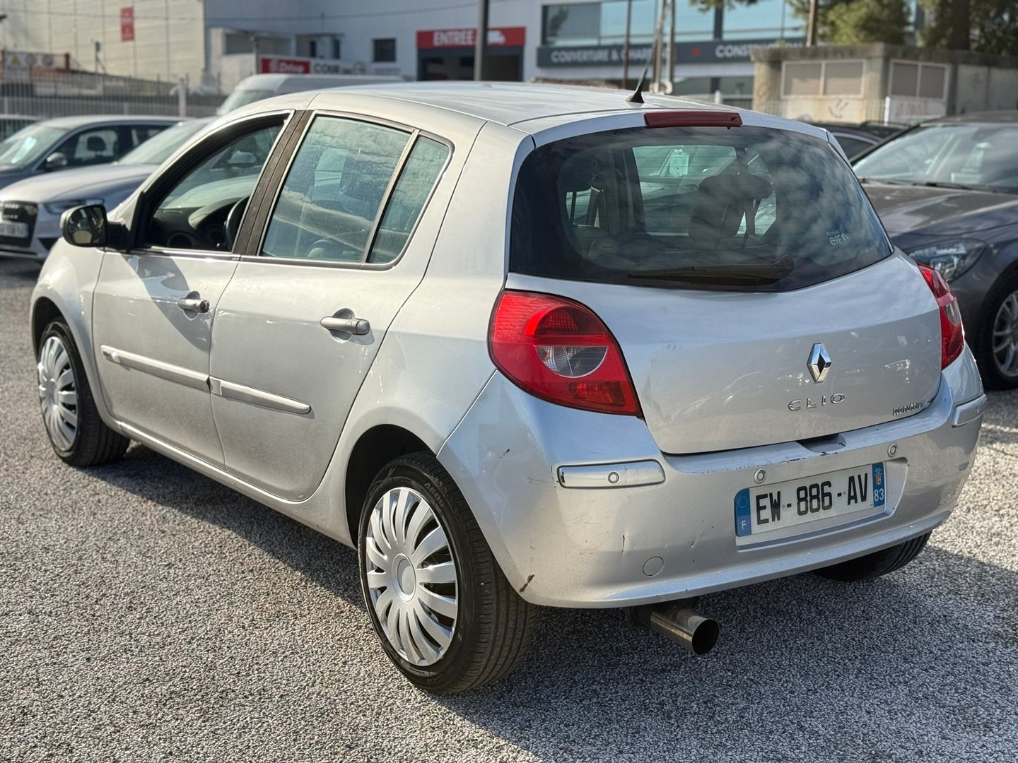 Renault CLIO III 2.0 16V 140CH INITIALE BVA 5P