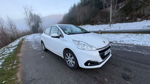 Peugeot 208 II 1.5 BLUEHDI 100 S&amp;S ALLURE BUSINESS