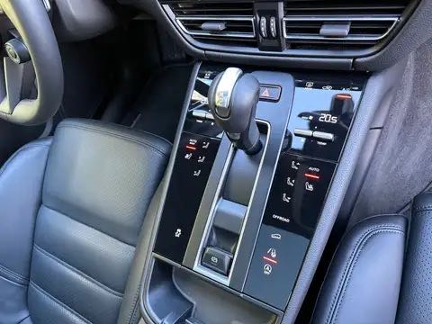 Porsche Macan 2.0 Turbo PDK CHRONO ACC PANORAMIQUE