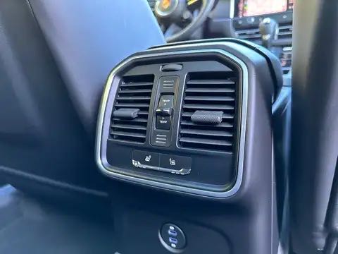 Porsche Macan 2.0 Turbo PDK CHRONO ACC PANORAMIQUE