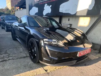 Porsche Taycan PORSCHE TAYCAN
