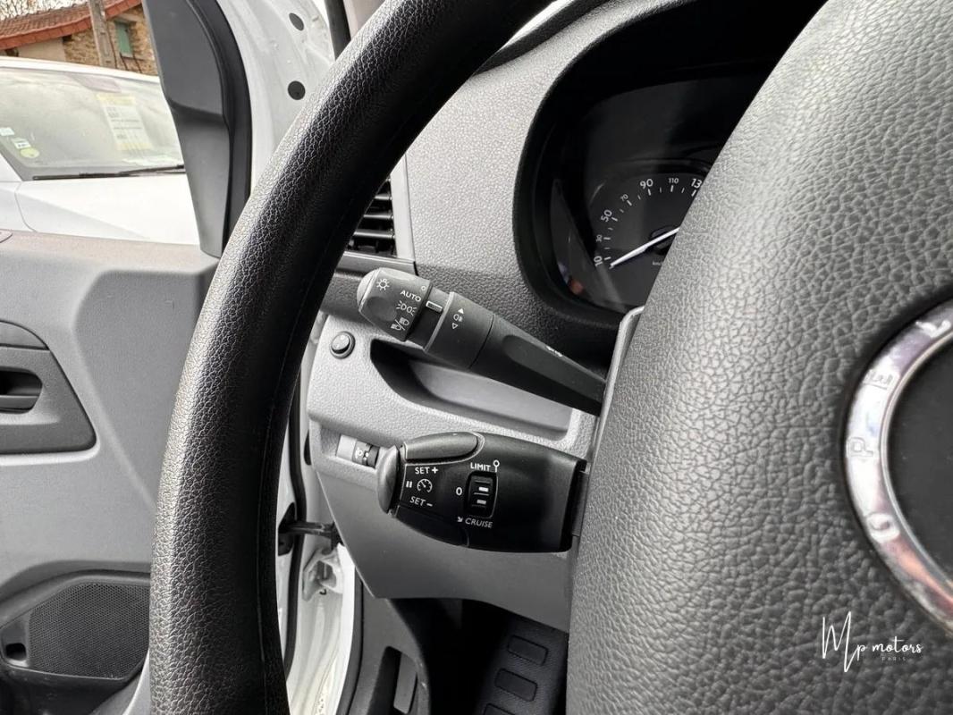 Opel Vivaro 2.0D 120ch L3H1 PACK CLIM / 1 MAIN PRIX TTC TVA ///