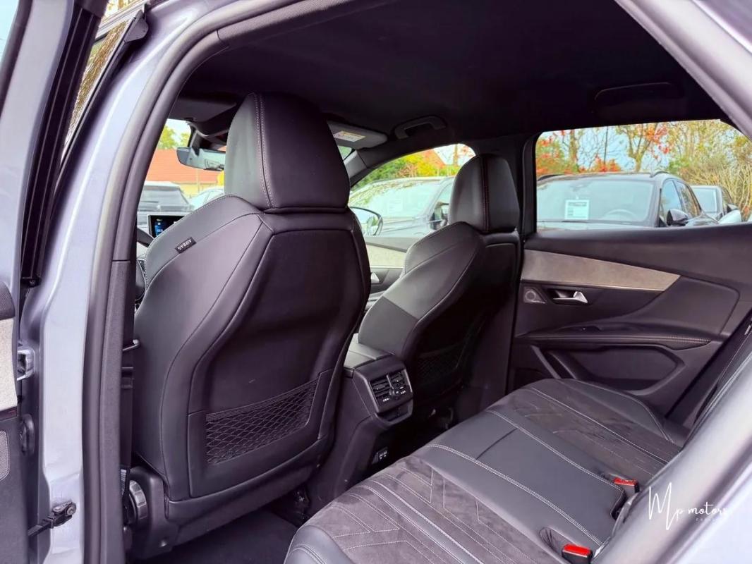 Peugeot 3008 1.6 HYBRID 225 E-EAT8 GT 1er MAIN PRIX TTC // TVA RECUPERABLE GARANTIE 12 MOIS