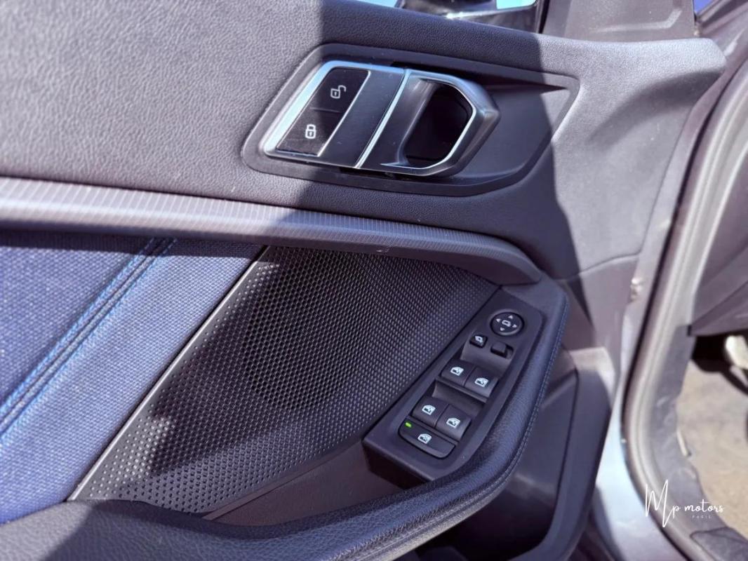 Bmw Serie 1 (F40) 118i 140 M-SPORT EDITION BVA8 TOIT OUVRANT /APPLE CARPLAY/ GARANTIE //