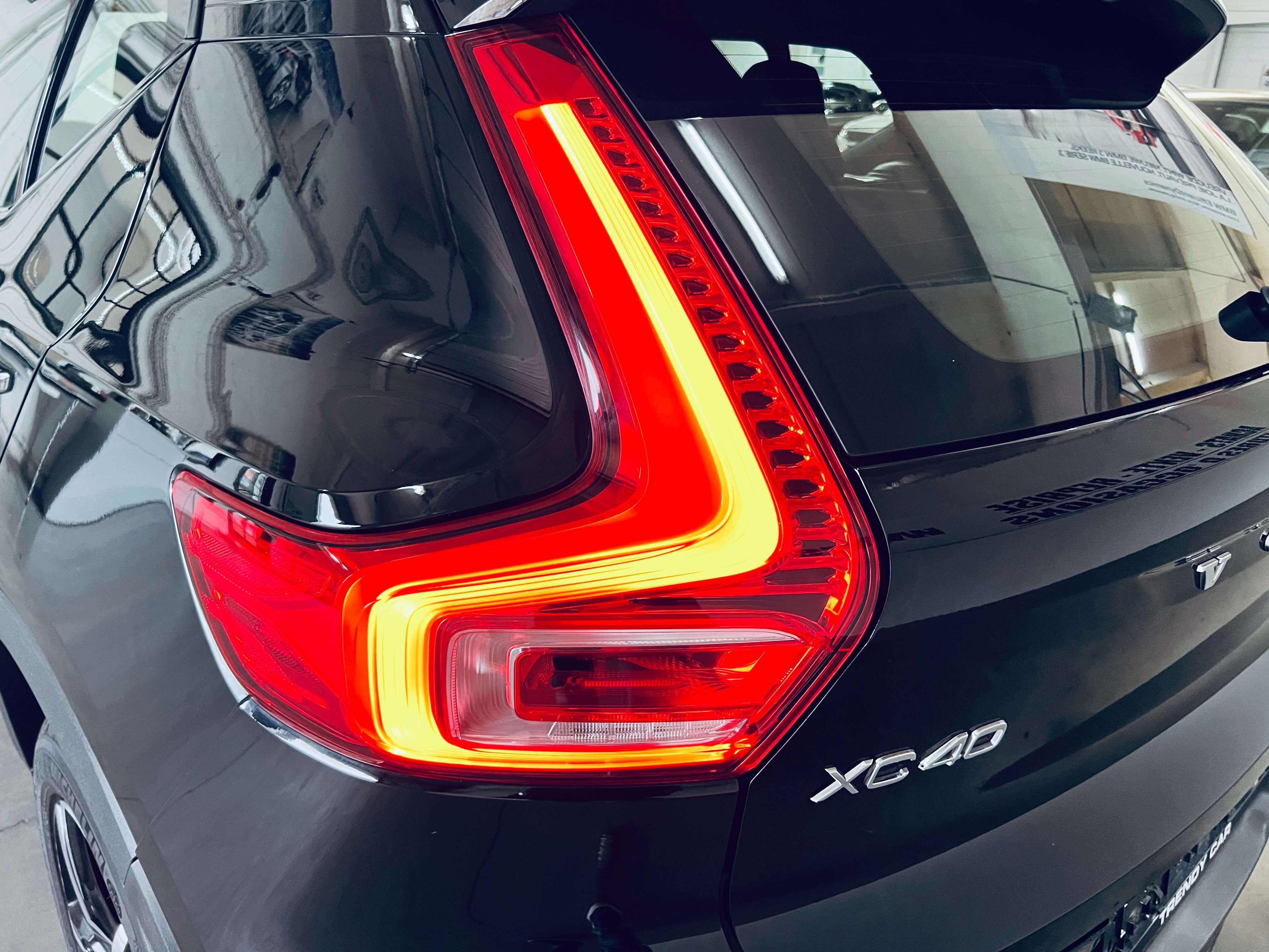 Volvo XC40 1.5 T2 Dark Design Geartronic+TVA+CARNET+GARANTIE