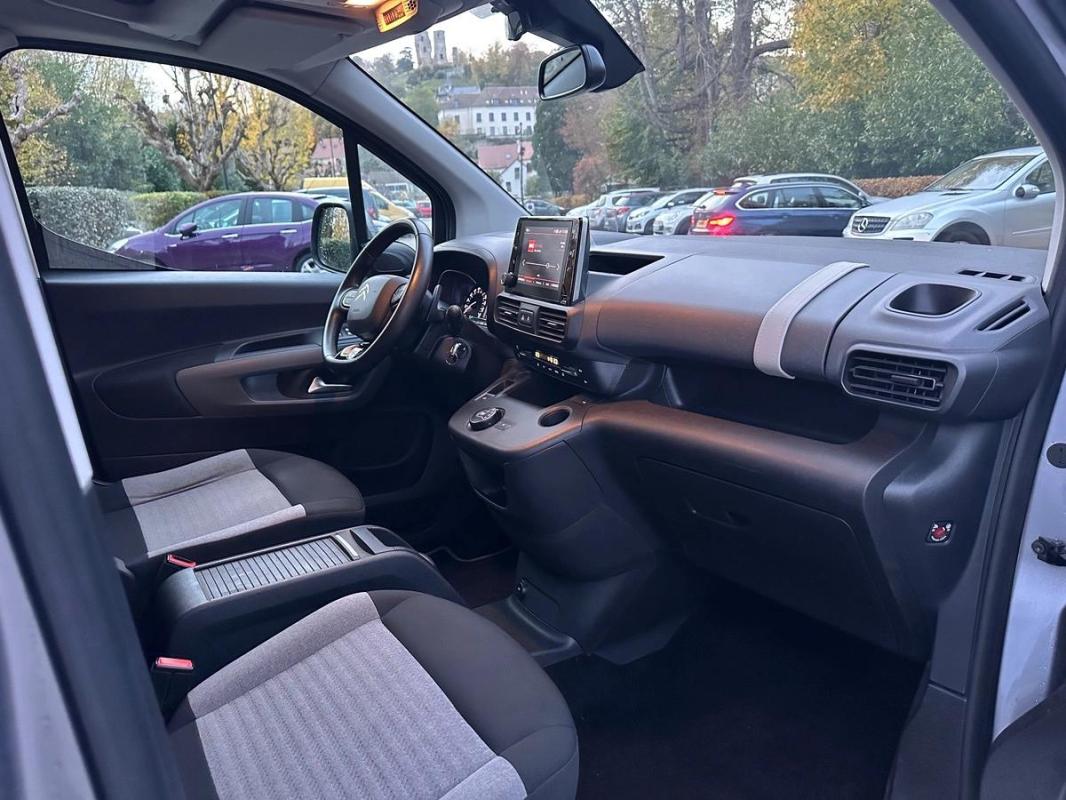Citroen Berlingo FINITION SHINE 130 ch EAT8 5pl