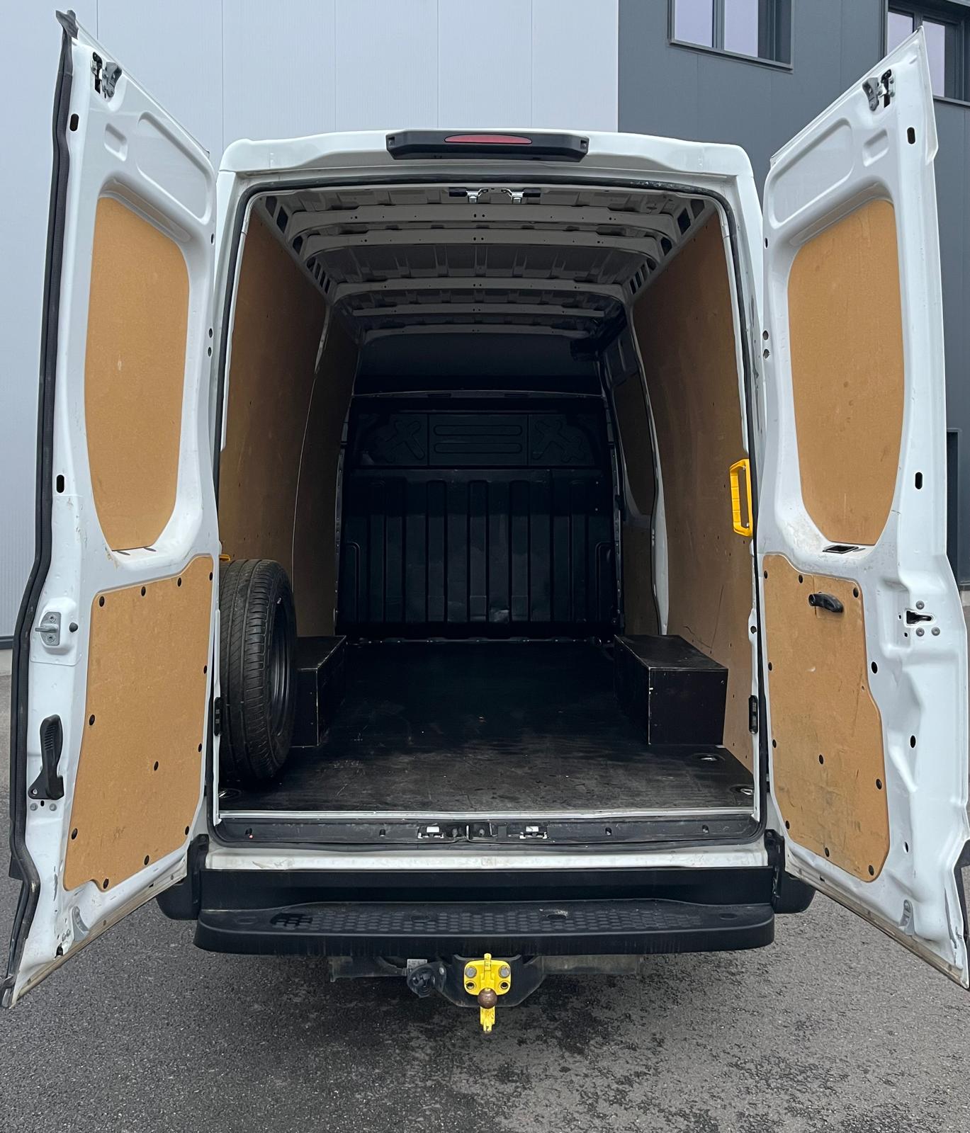 Iveco Daily V (2) 2.3 35C14 D 3450 LEAF