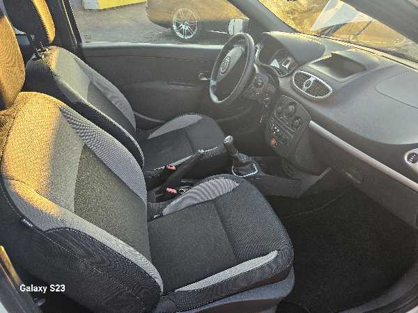 Renault Clio IV 1.2 16V 75 EXPRESSION