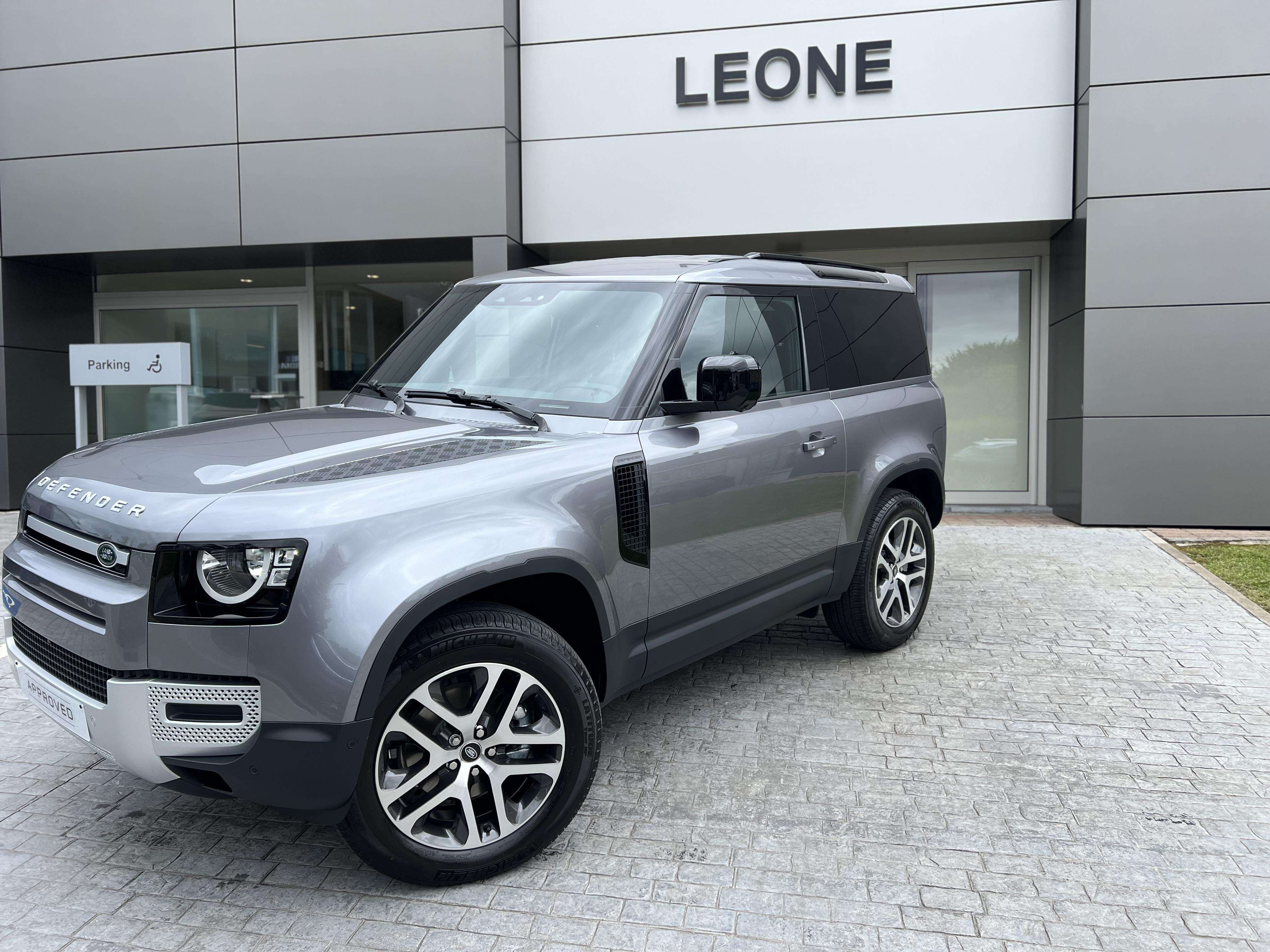 Land Rover Defender 90 S 3.0D peu de KMS!!