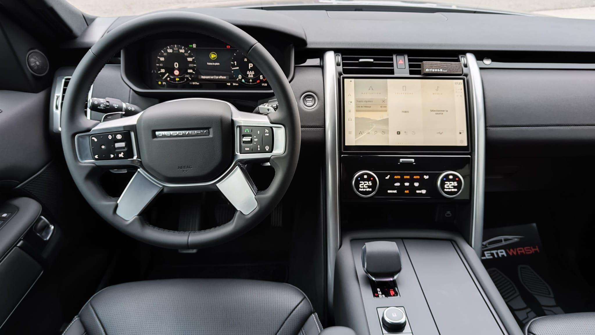 Land Rover Discovery 7 Seats