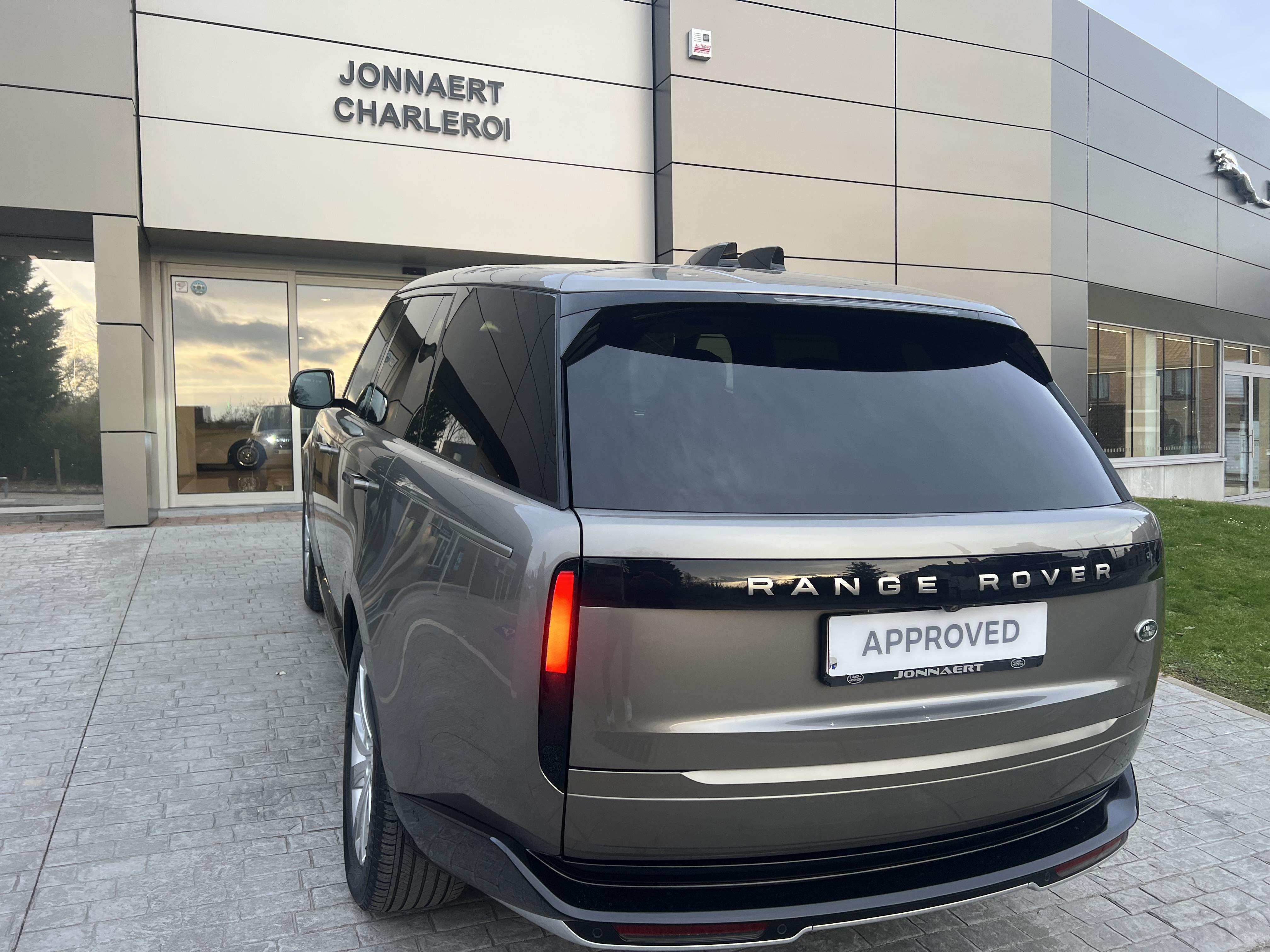 Land Rover Range Rover SE D300 Action Prime Reprise - 10.000€ à déduire