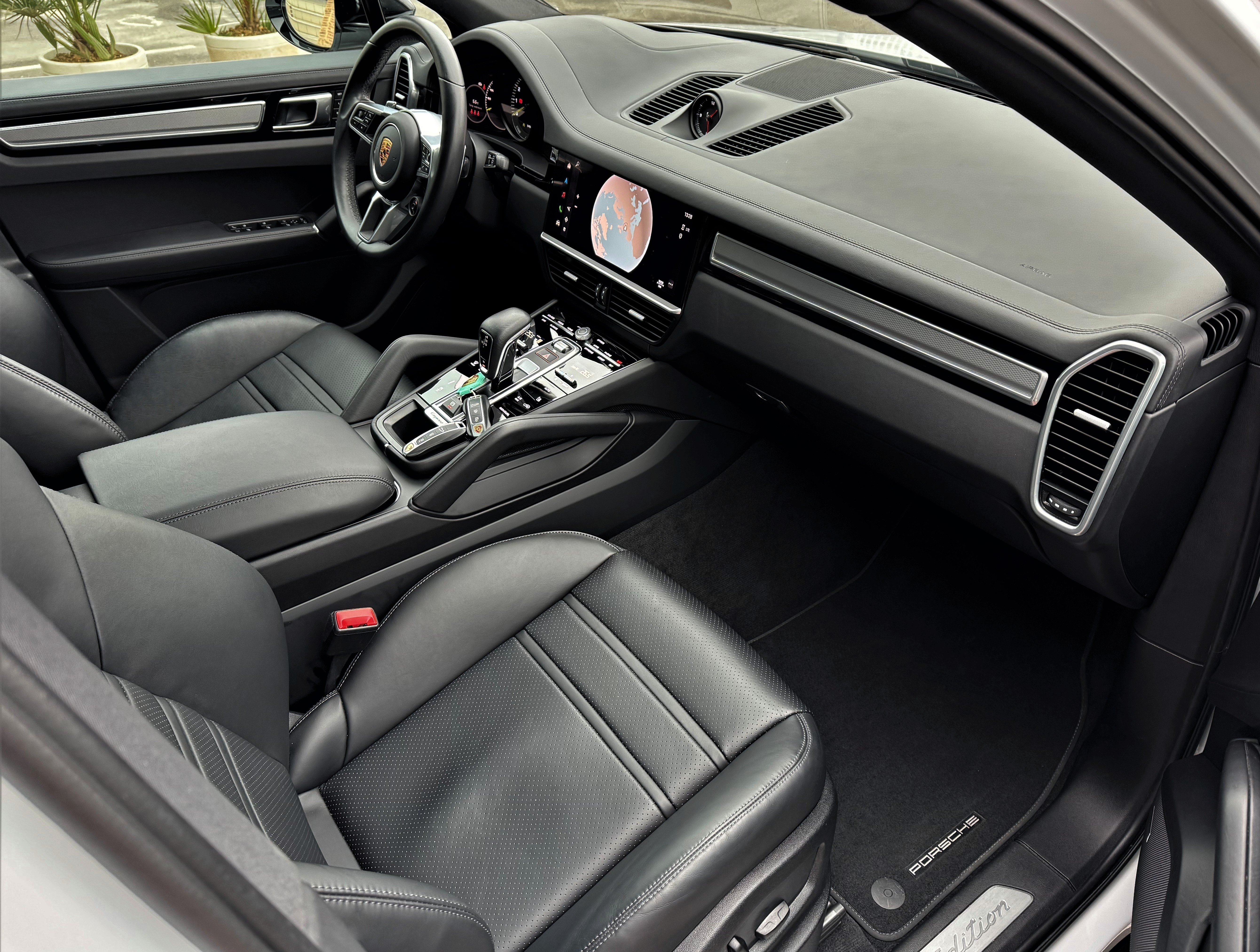 Porsche Cayenne Coupé APPROV 3.0 V6 E-HYBRIDE Platinium Edition 462 1er Main