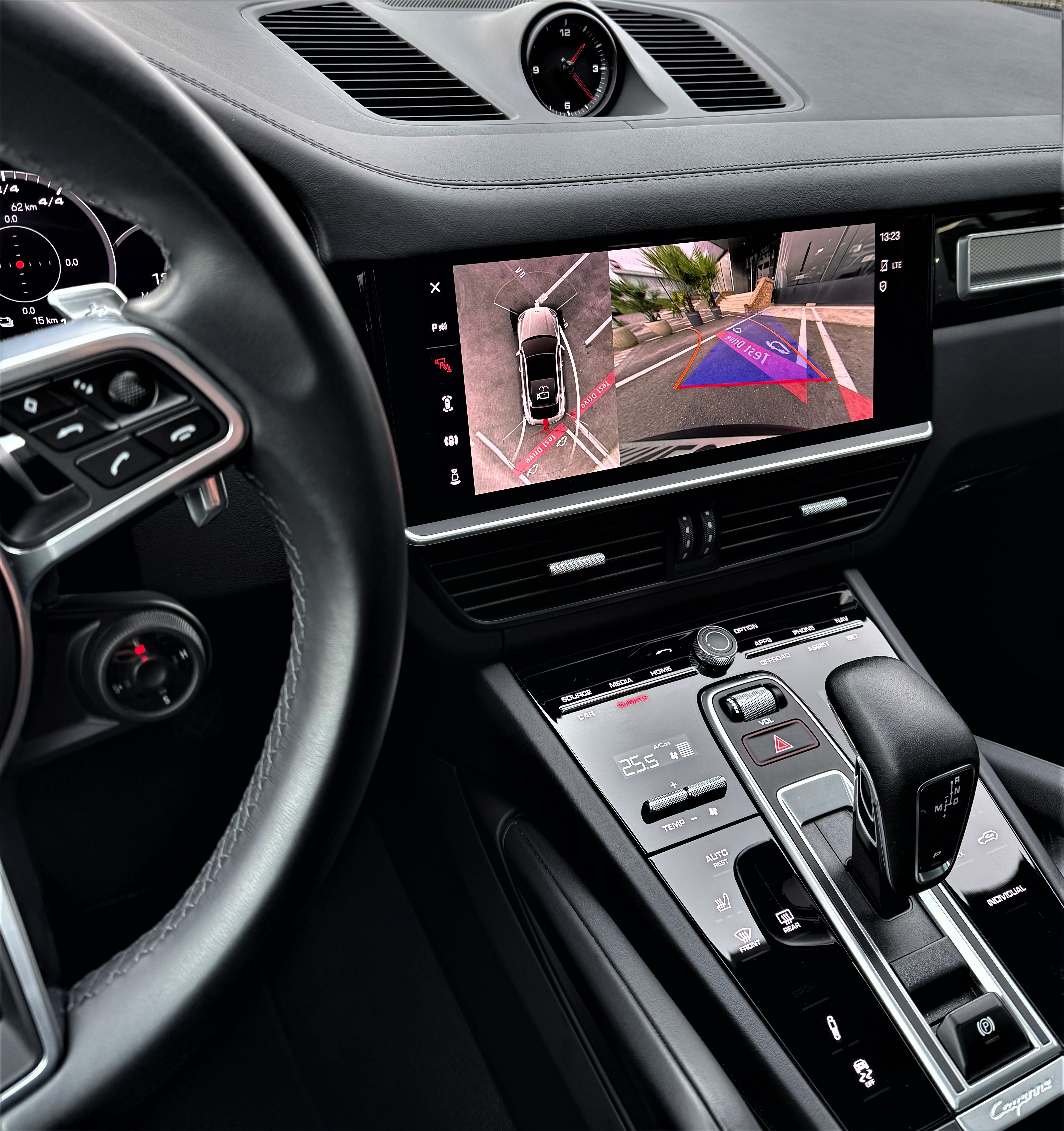 Porsche Cayenne Coupé APPROV 3.0 V6 E-HYBRIDE Platinium Edition 462 1er Main
