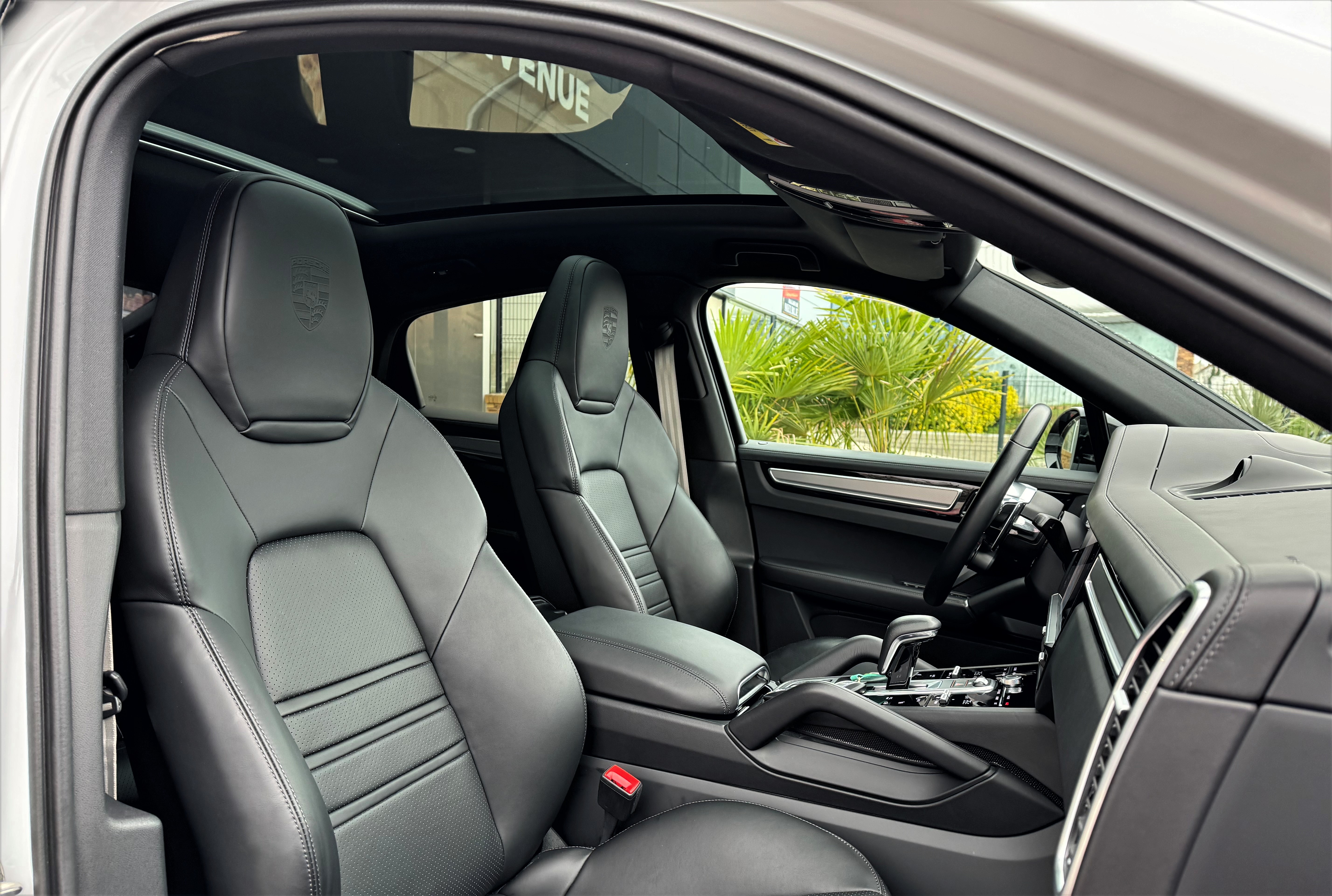 Porsche Cayenne Coupé APPROV 3.0 V6 E-HYBRIDE Platinium Edition 462 1er Main