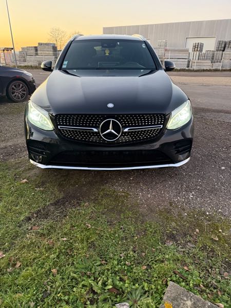 Mercedes-Benz Glc 220 D SPORTLINE 4MATIC