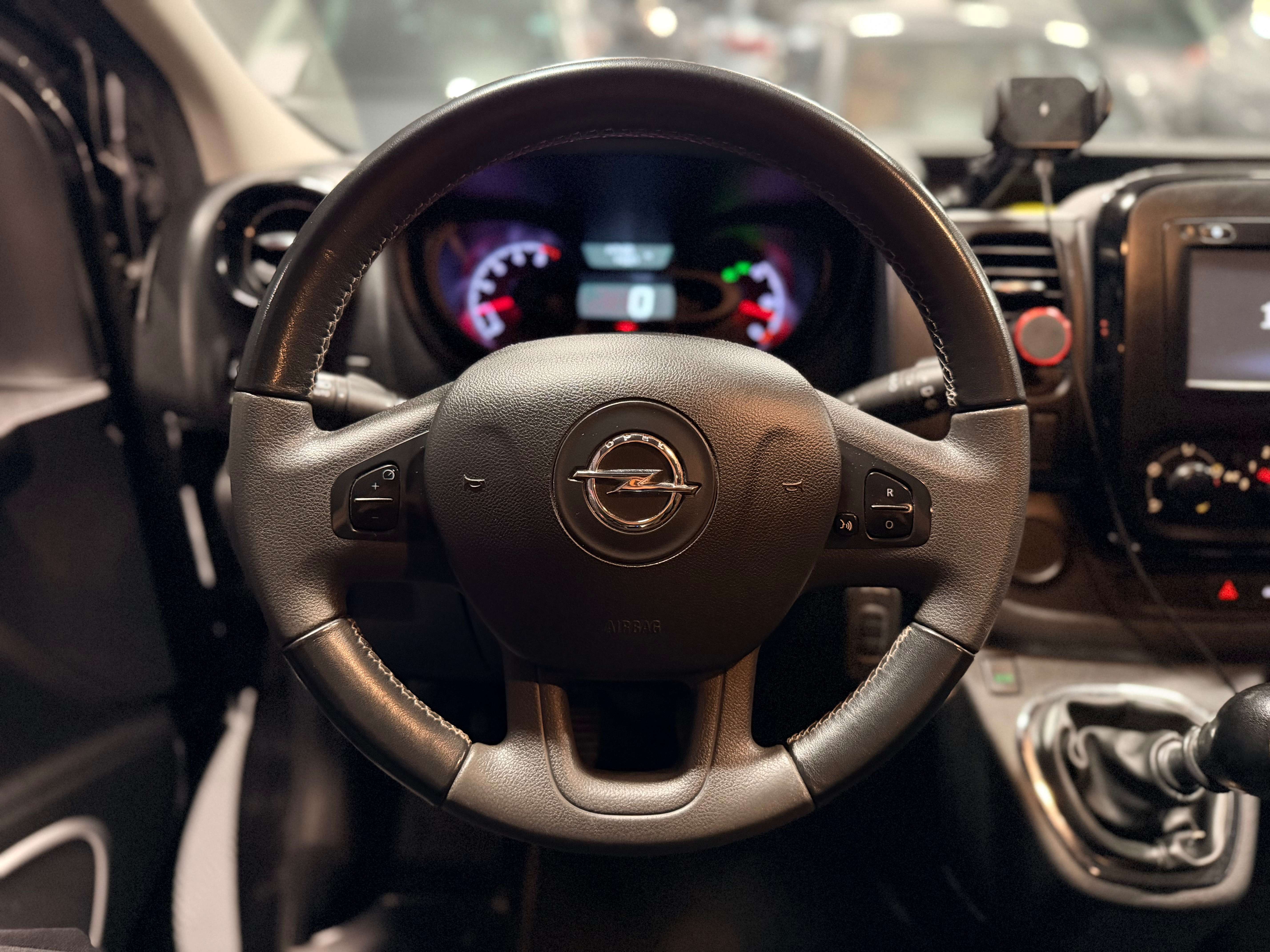 Opel Vivaro 1.6 CDTi L2H1 Sportive Confort — Double cabine — GPS — Caméra — Carnet Opel