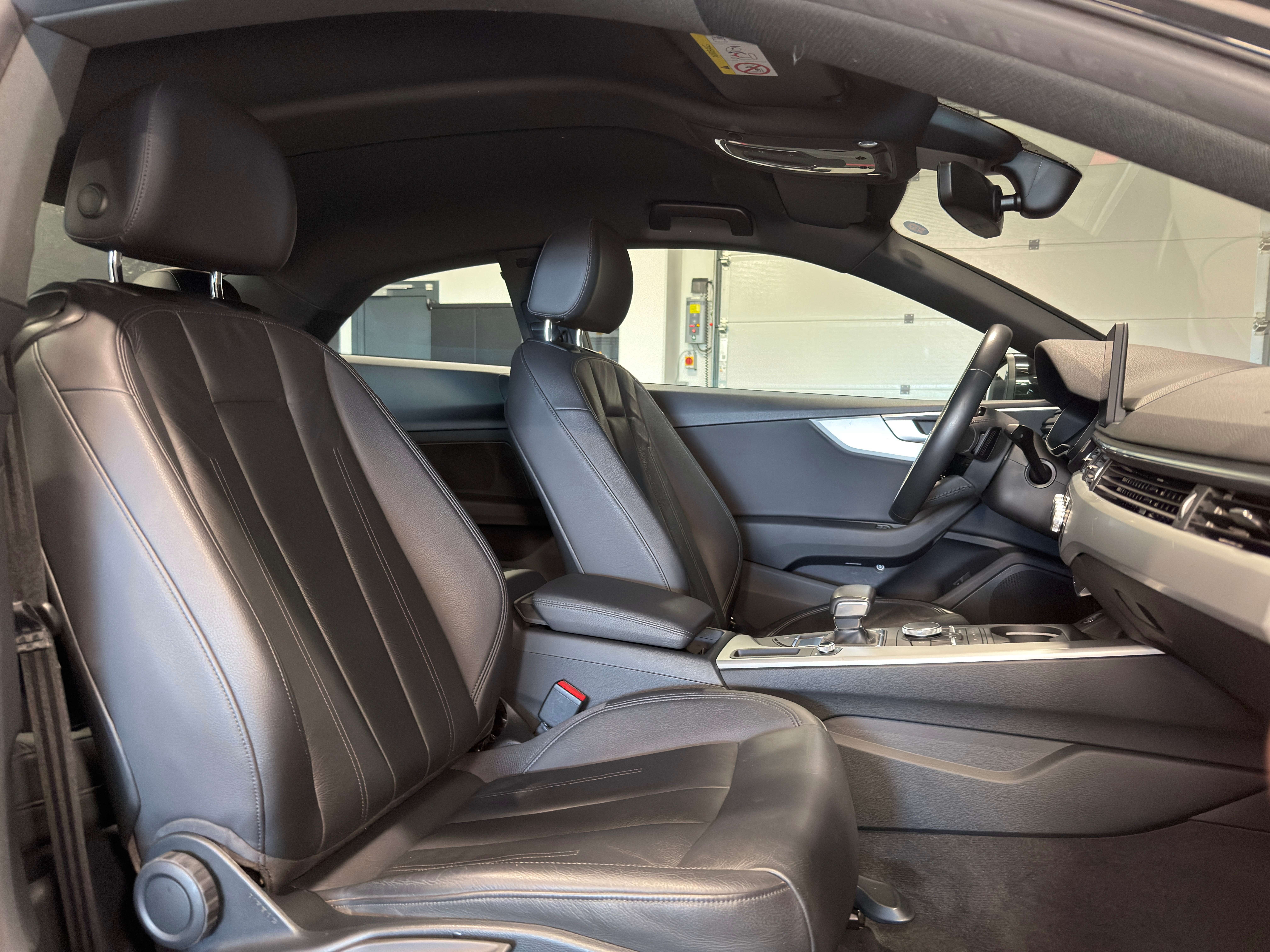 Audi A5 Coupé 35 TDi Design S tronic — Cuir — GPS — Sièges chauffants — Xénon