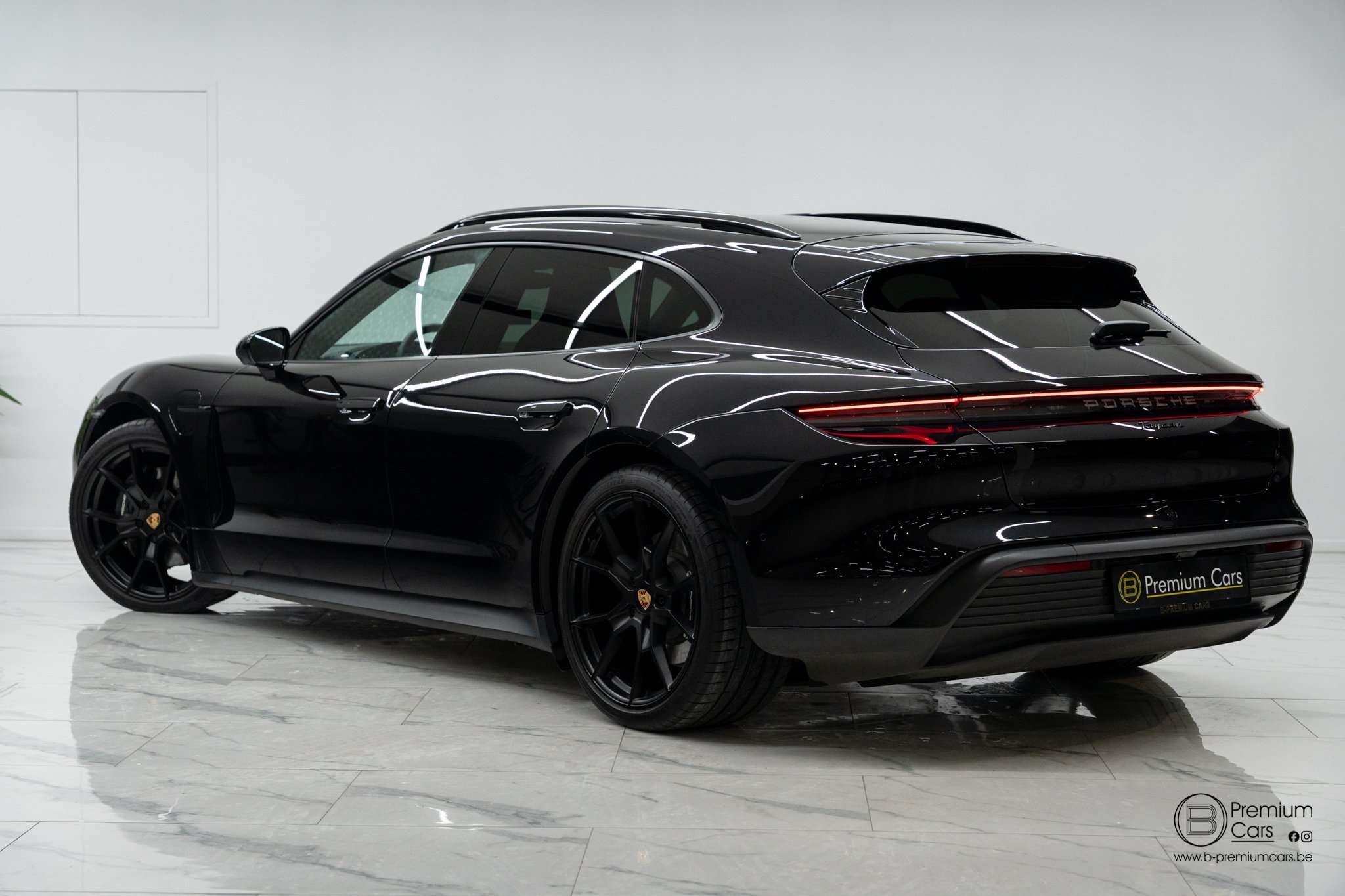 Porsche Taycan 4 Sport turismo! Gen 2! Perf battery! New model!