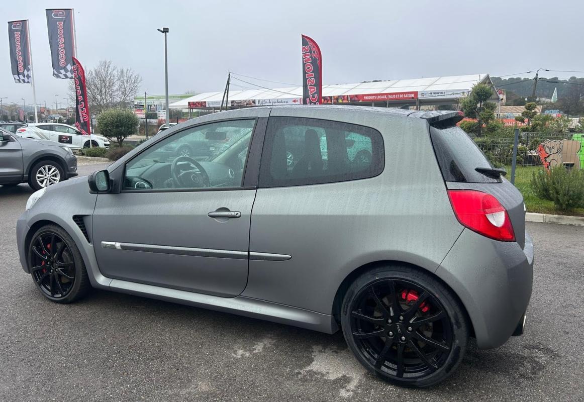 Renault Clio III 2.0 16V 203 Renault Sport Cup Euro 5