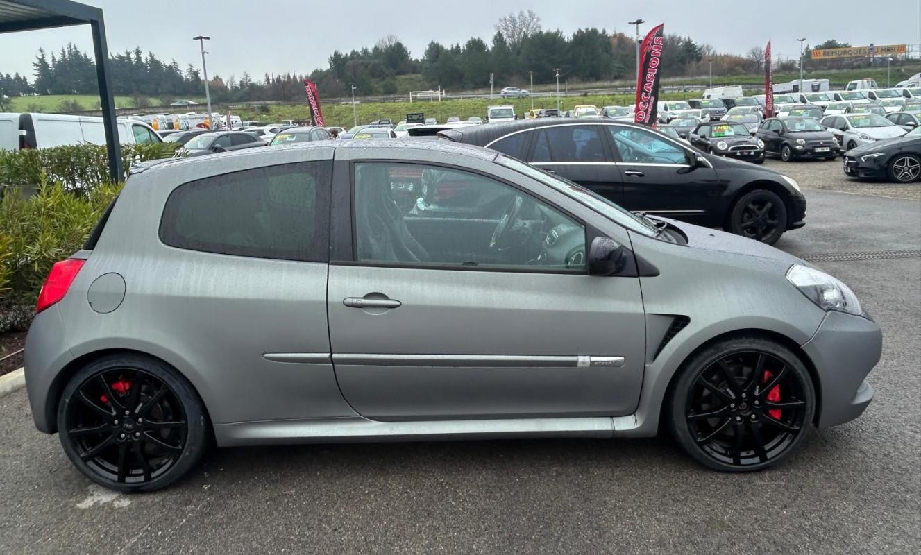 Renault Clio III 2.0 16V 203 Renault Sport Cup Euro 5