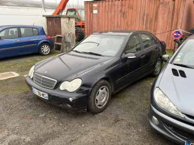 Mercedes-Benz Classe C 200 CDI - 122 PRO OU EXPORT BVA BERLINE BM 203 Avantgarde PHASE 1