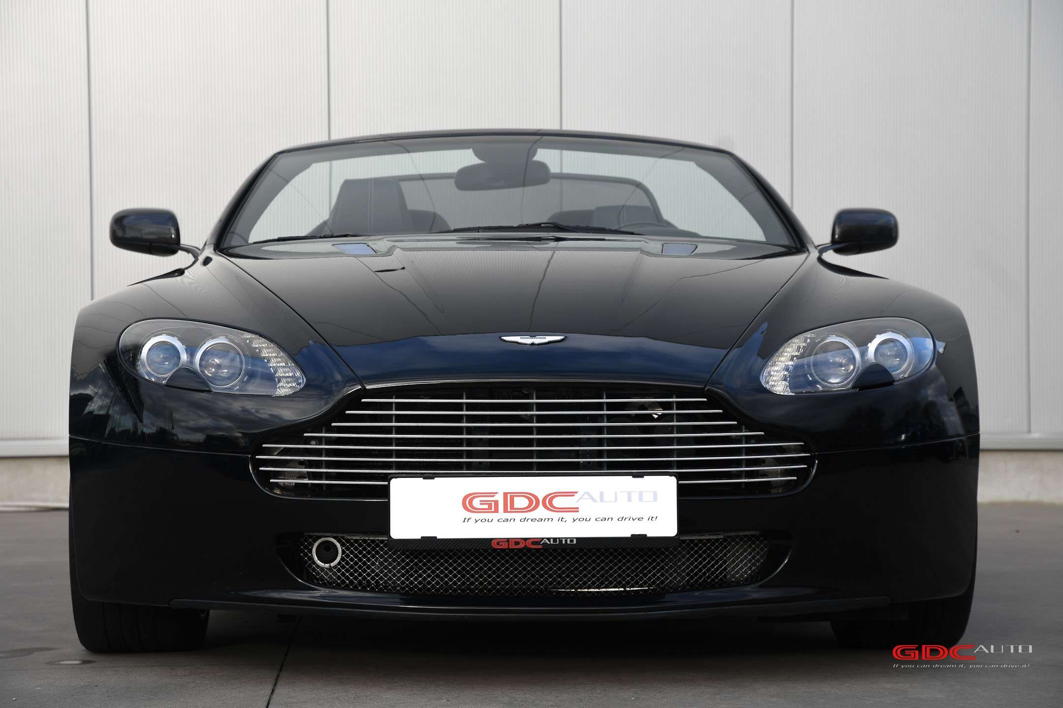 Aston Martin Vantage V8 VANTAGE ROADSTER N400 EDITIE NR. 165 / 240