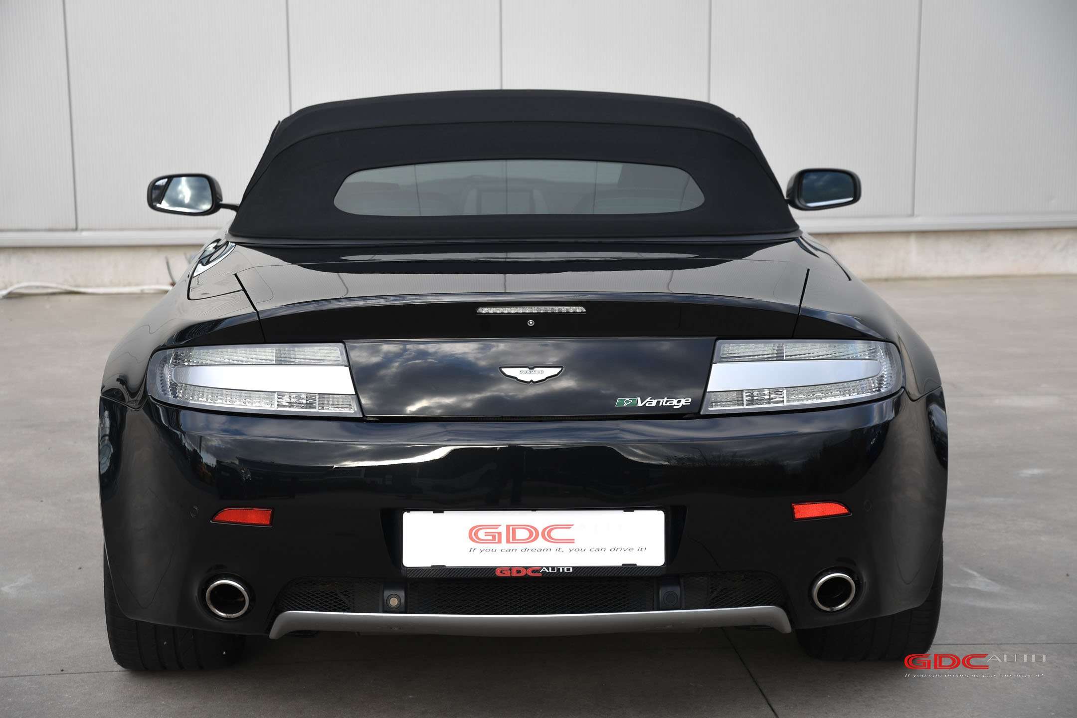 Aston Martin Vantage V8 VANTAGE ROADSTER N400 EDITIE NR. 165 / 240