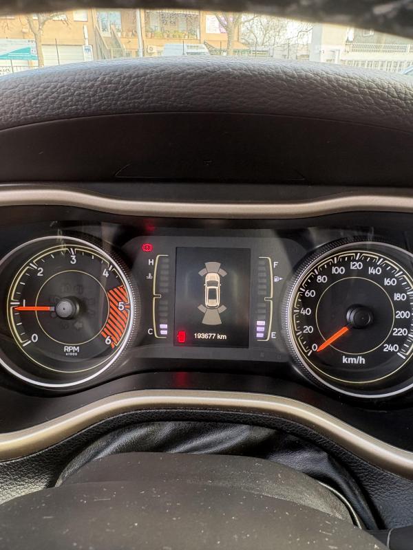 Jeep Cherokee 2.0 CRD 140CV LONGITUDE BVM6