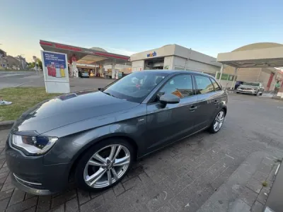 Audi A3 II (2) SPORTBACK 2.0 TDI 140 AMBIENTE S TRONIC