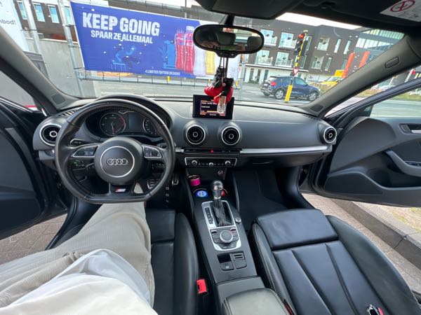 Audi A3 II (2) SPORTBACK 2.0 TDI 140 AMBIENTE S TRONIC
