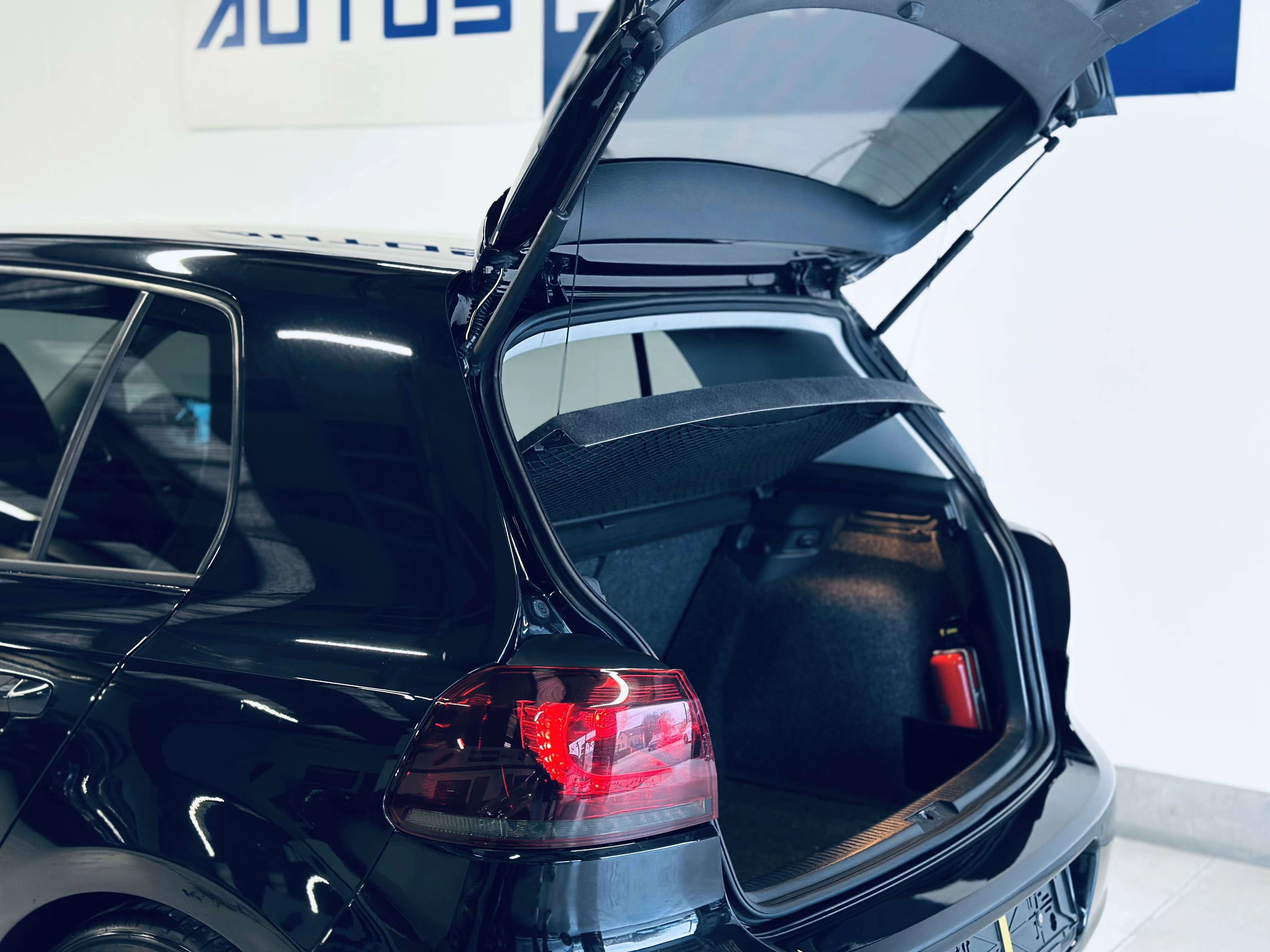 Volkswagen Golf 1.2 TSI PDC AV/ARR REG VTS JA 18 GARANTIE 1 AN