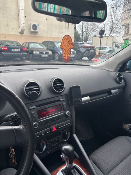 Audi A3 Audi A3 1.8 TFSI – Boîte automatique – 2008 Prix : 6 800 € (