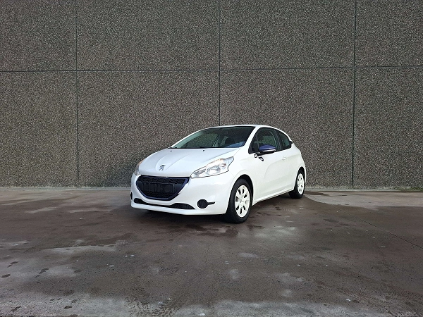 Peugeot 208 1.0i Like // BLUETHOOT//MARCHAND OU EXPORT