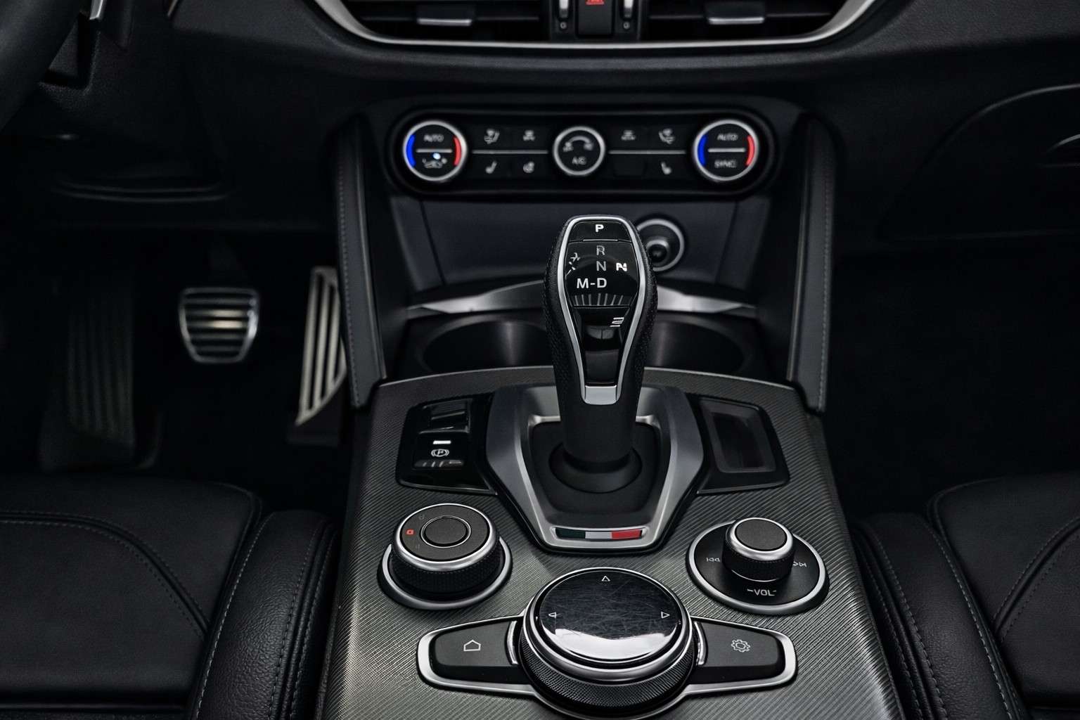 Alfa Romeo Stelvio 2.2d 2023 - 340€/mois avec acompte-Garantie