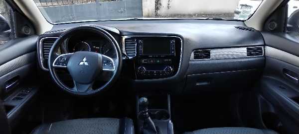 Mitsubishi Outlander III (2) 2.2 DI-D INTENSE NAVI 4WD 7PL