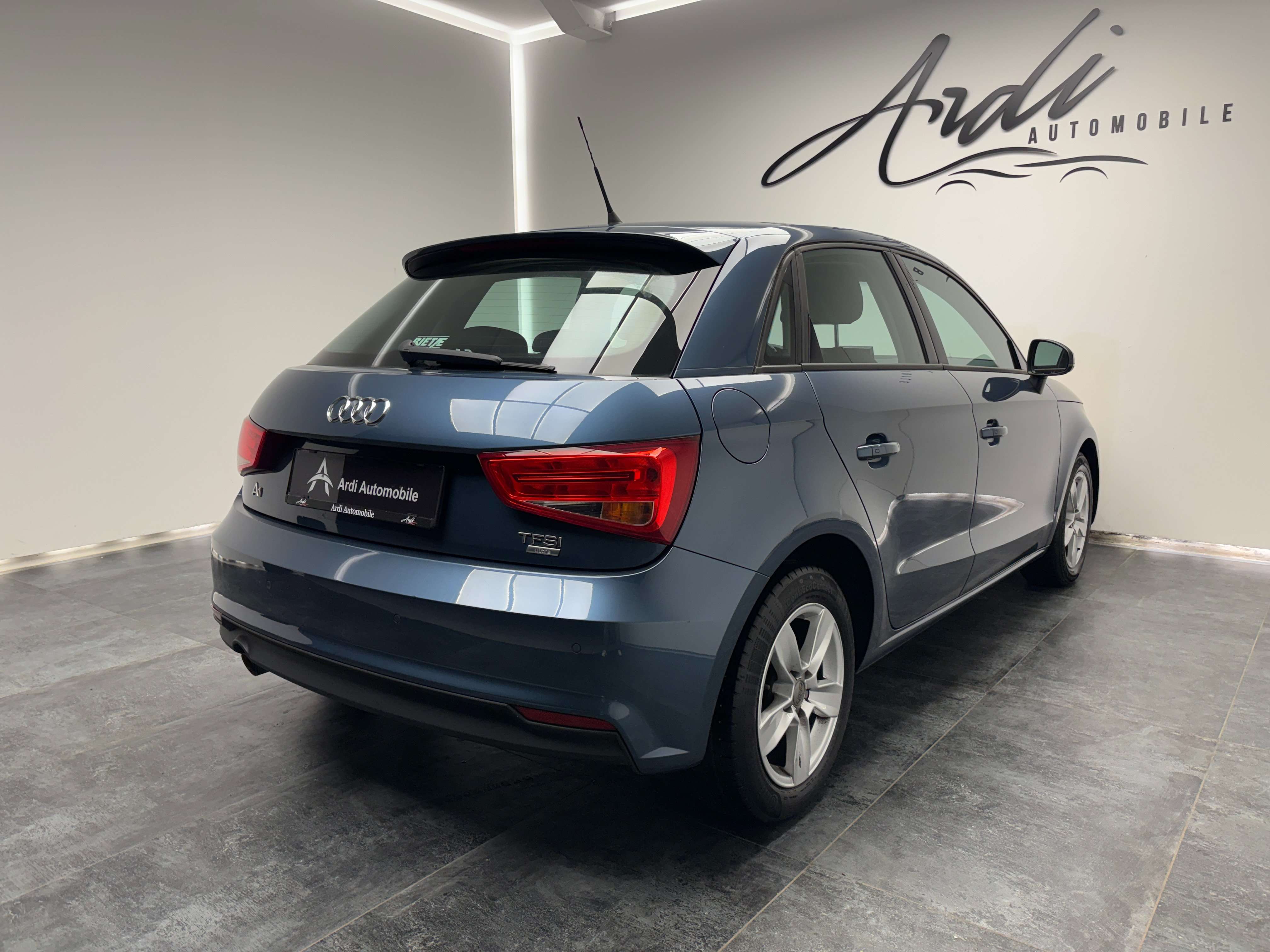 Audi A1 Sportback 1.0 TFSI *CAPTEUR*1ER PROPRIO*GARANTIE*