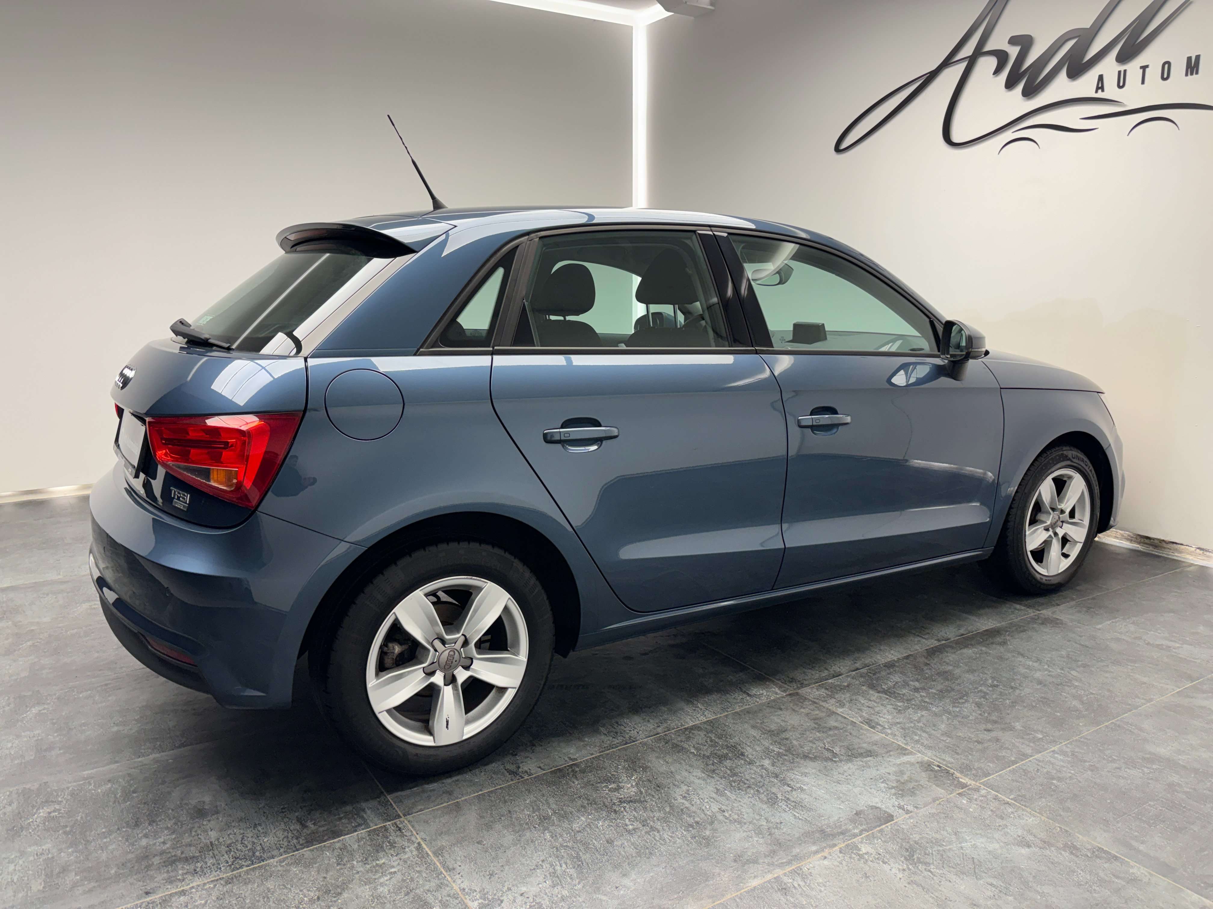 Audi A1 Sportback 1.0 TFSI *CAPTEUR*1ER PROPRIO*GARANTIE*