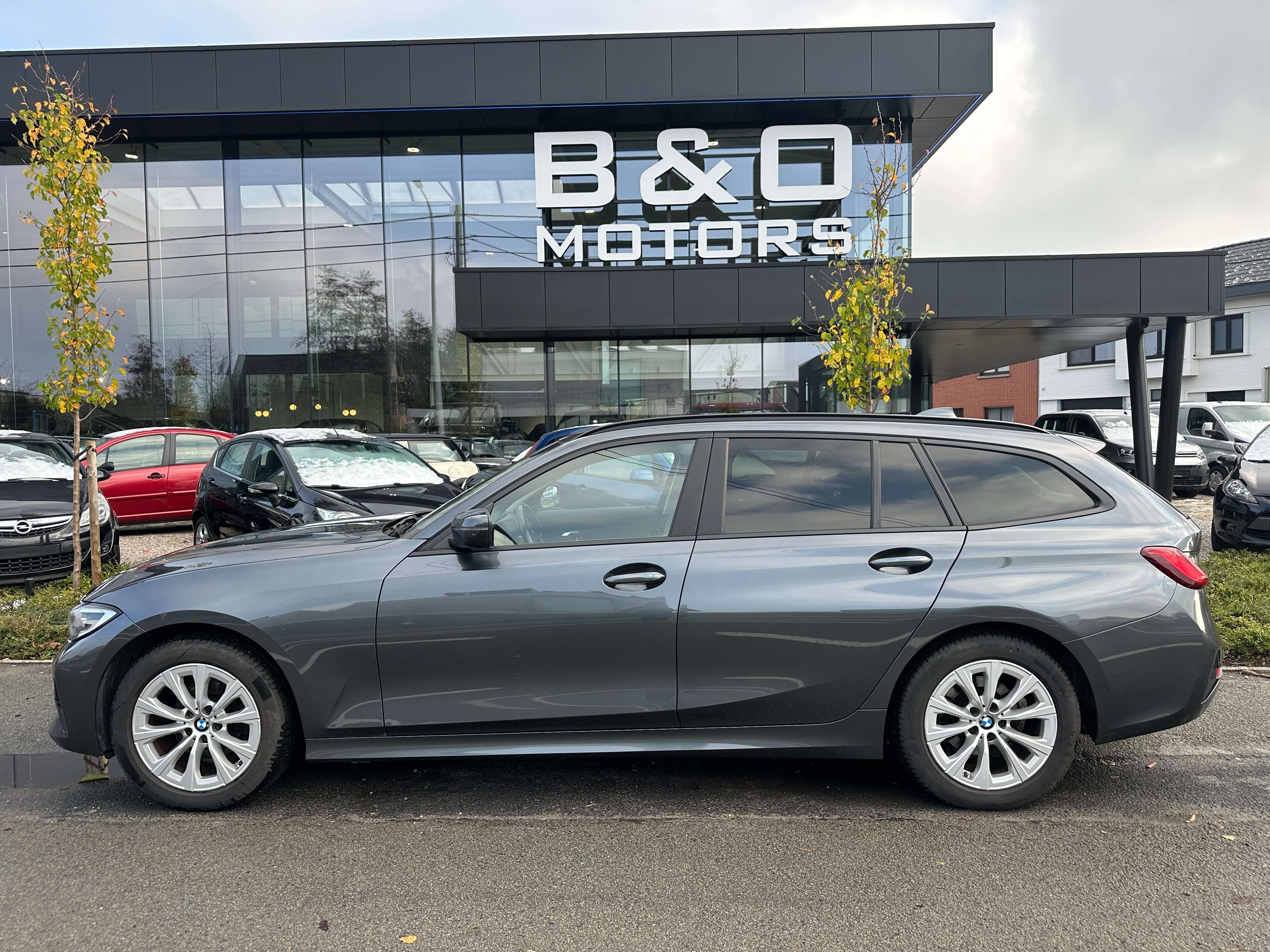 BMW 318 dA Aut soft hybr/ 15495+BTW/Veel opt/Garantie