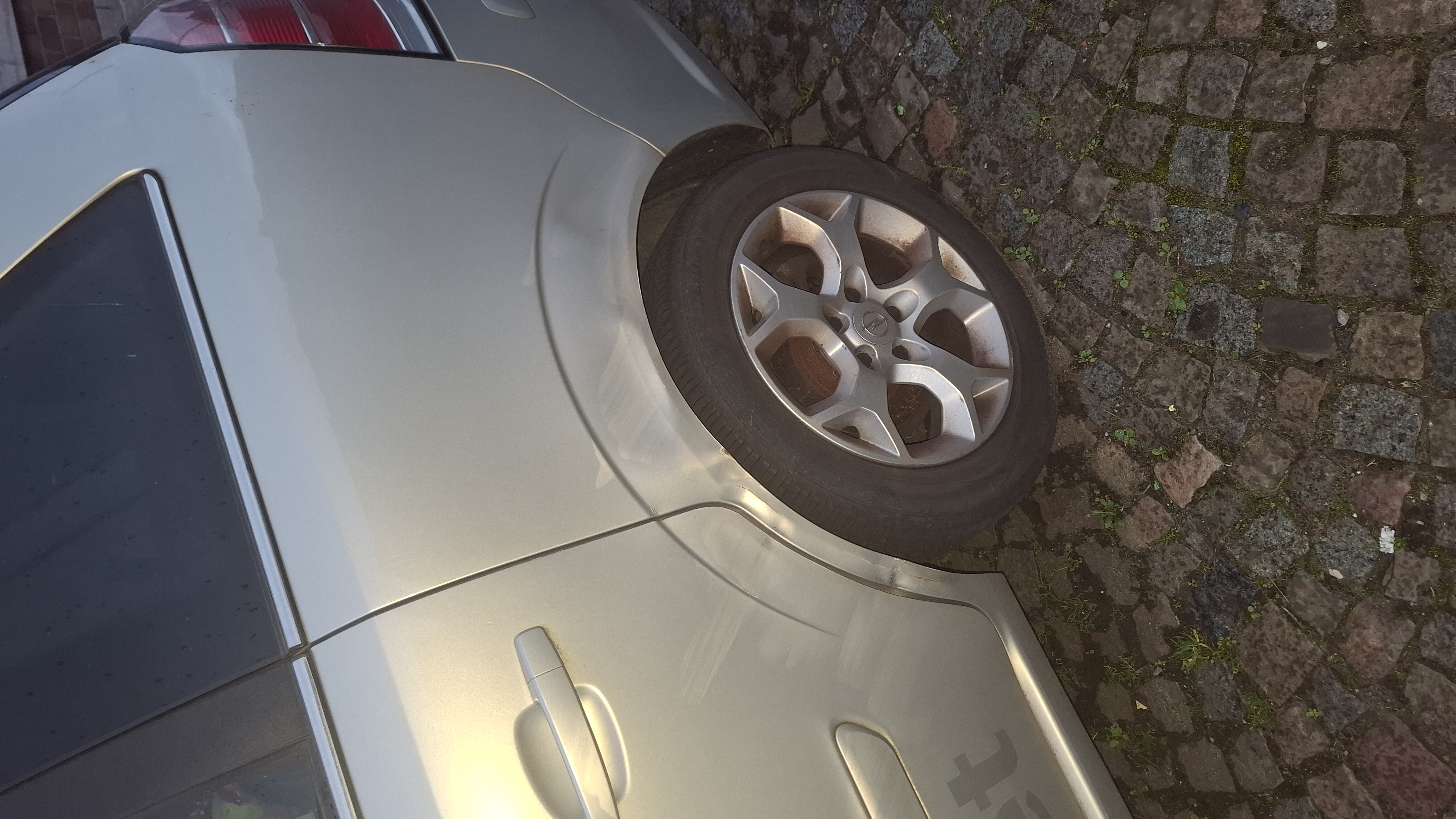Opel Zafira II (2) 1.9 CDTI 120 FAP MAGNETIC BVA