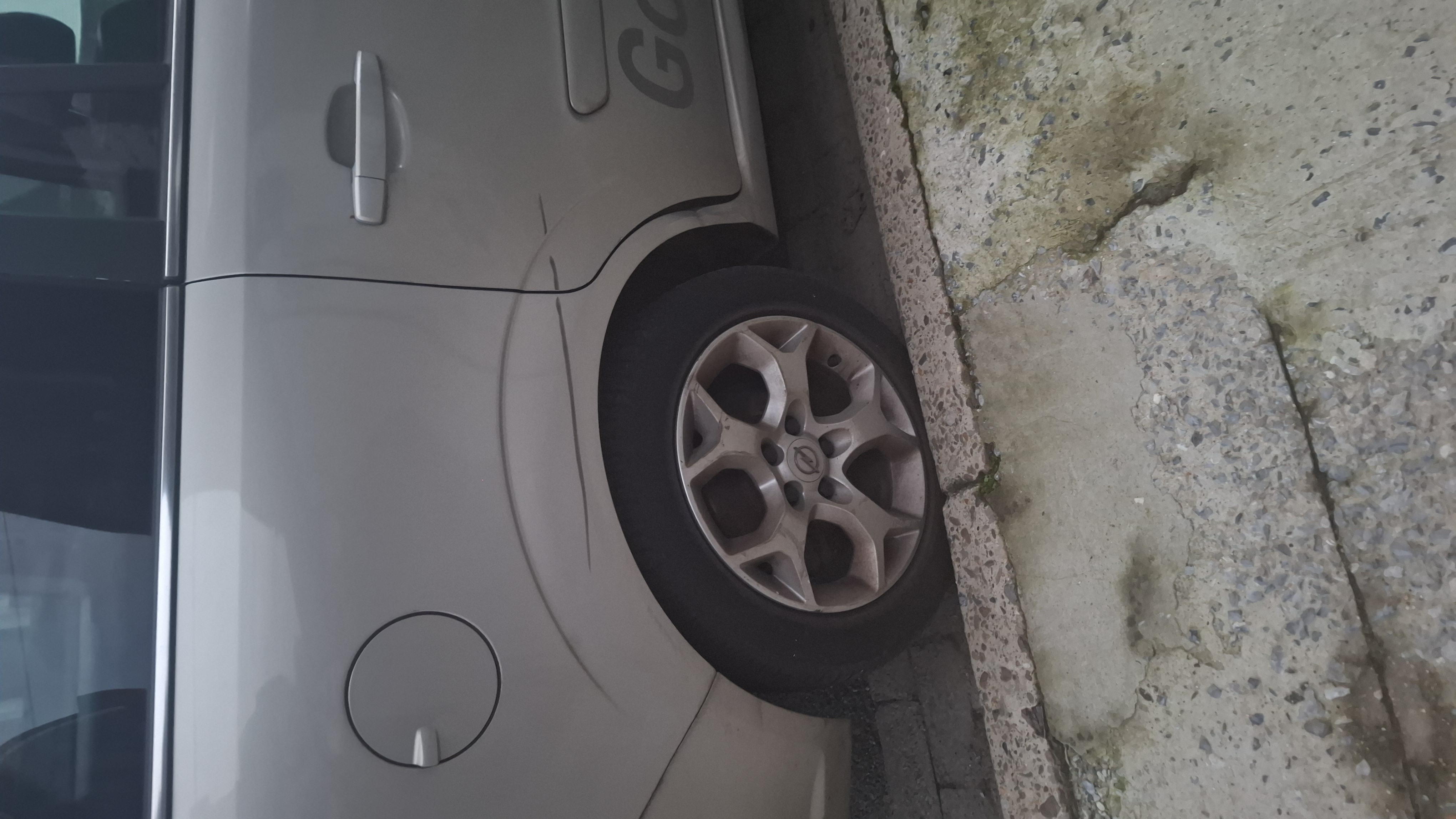 Opel Zafira II (2) 1.9 CDTI 120 FAP MAGNETIC BVA