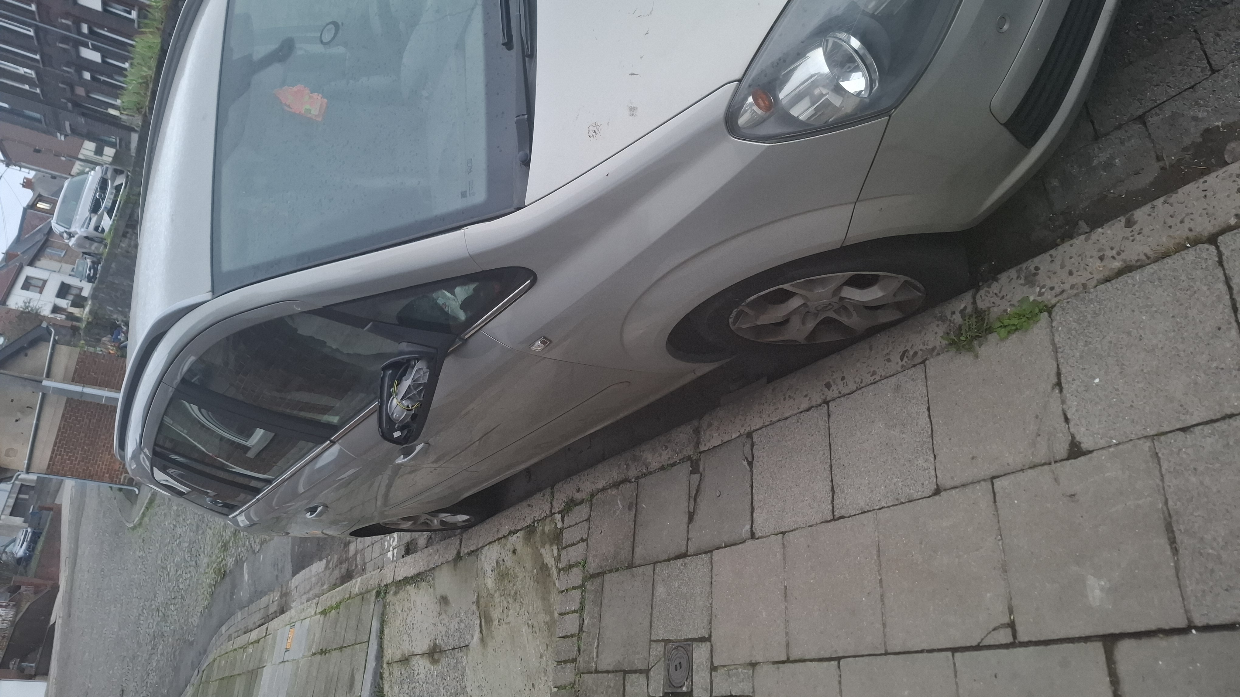 Opel Zafira II (2) 1.9 CDTI 120 FAP MAGNETIC BVA