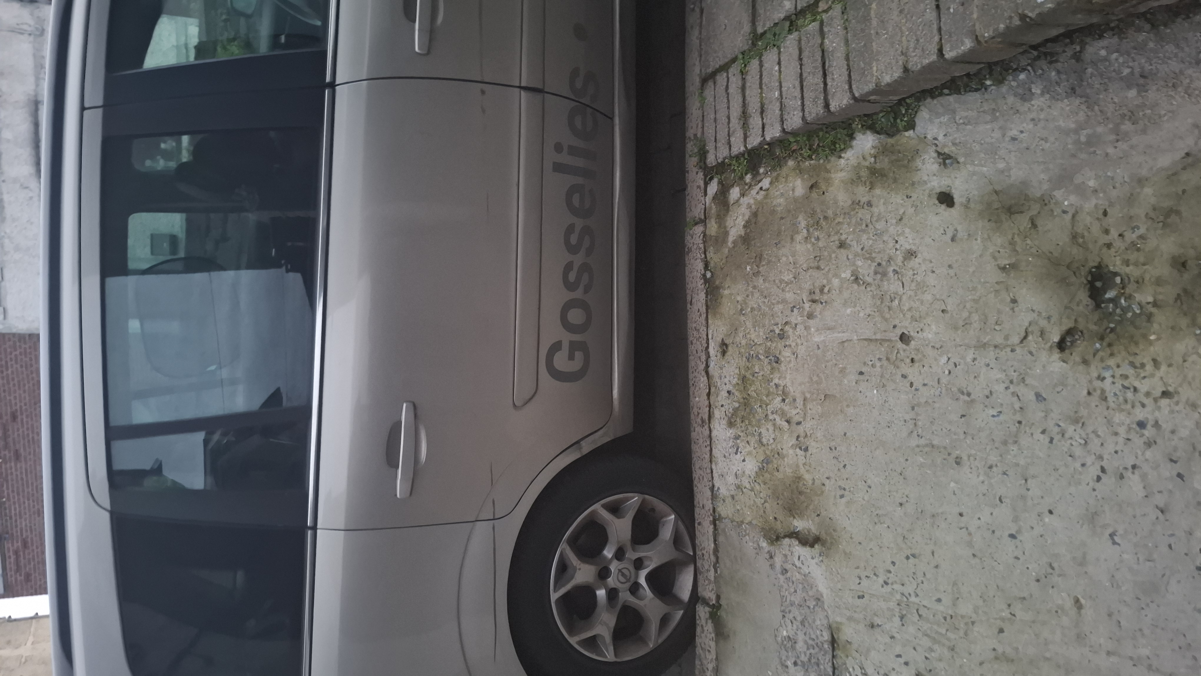 Opel Zafira II (2) 1.9 CDTI 120 FAP MAGNETIC BVA