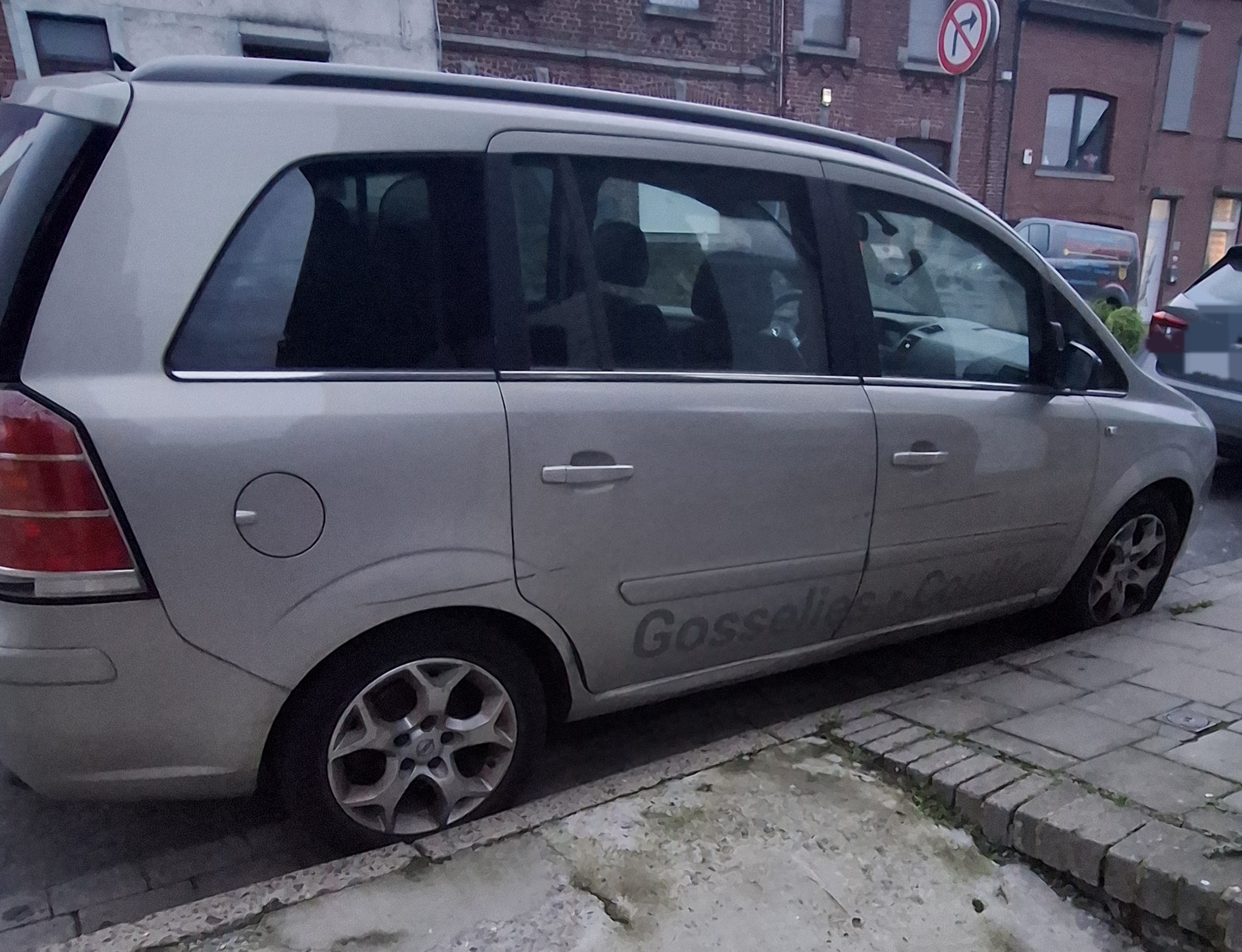 Opel Zafira II (2) 1.9 CDTI 120 FAP MAGNETIC BVA