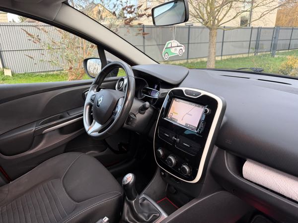 Renault Clio IV (2) ESTATE 1.5 DCI 90 LIMITED