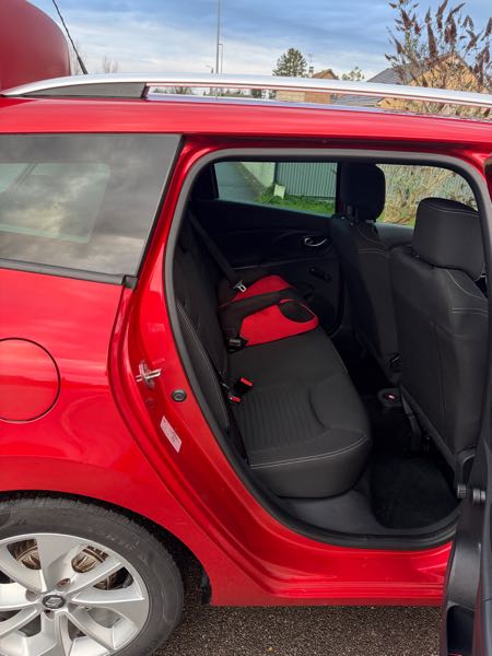 Renault Clio IV (2) ESTATE 1.5 DCI 90 LIMITED